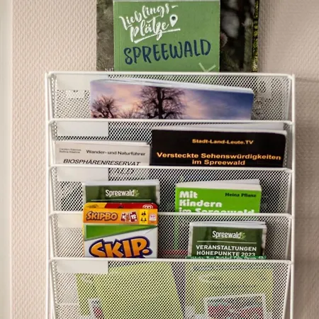 Botel Hausboot Kontiki - Lp8 *