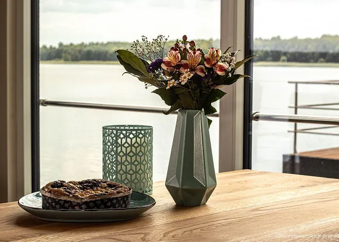 Hausboot Kontiki - Lp8 * Vetschau